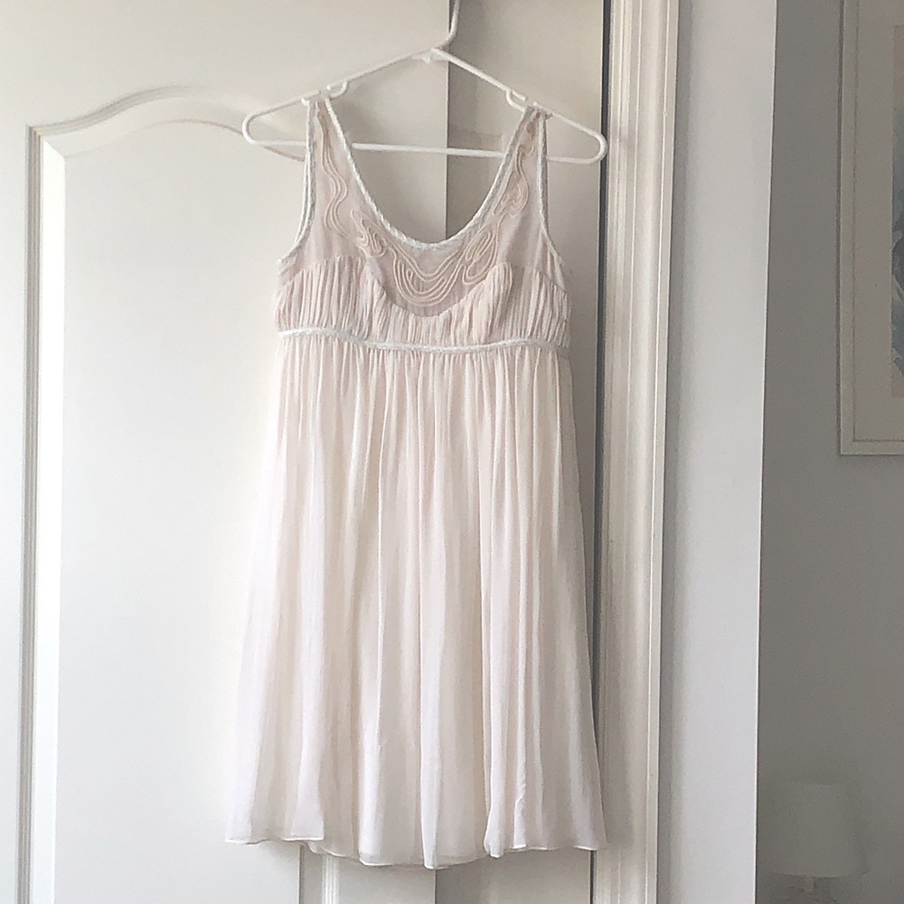 Cynthia Steffe XS ivory chiffon cocktail dress NWT